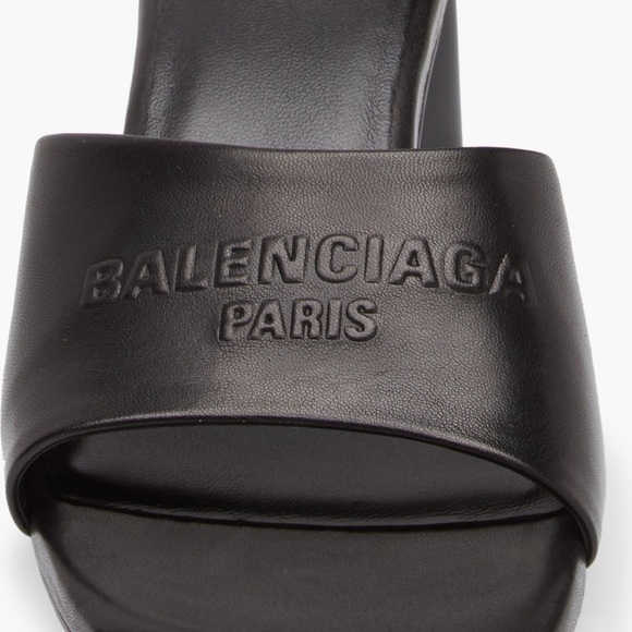 Balenciaga
Dutyfree Slide Sandal sz 11 Us/ 41 - Picture 4 of 12